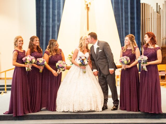 Tyler Gray and Nicole Jaworski&apos;s Wedding in Pewaukee, Wisconsin 5