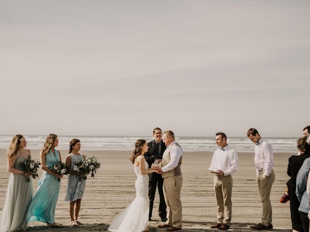 Ben and Erika&apos;s Wedding in Seaside, Oregon 13