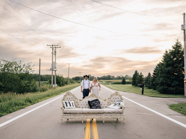 Luke and Micalah&apos;s Wedding in Casstown, Ohio 10