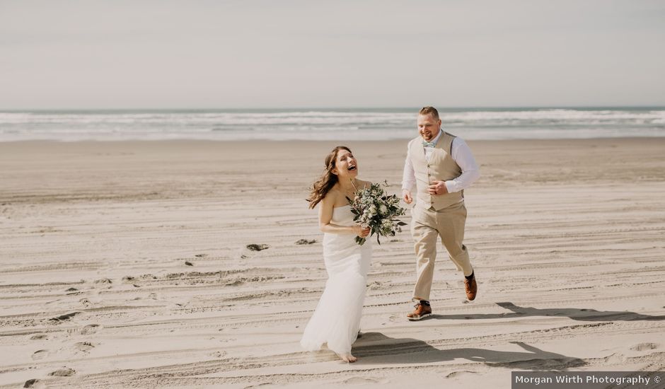 Ben and Erika's Wedding in Seaside, Oregon