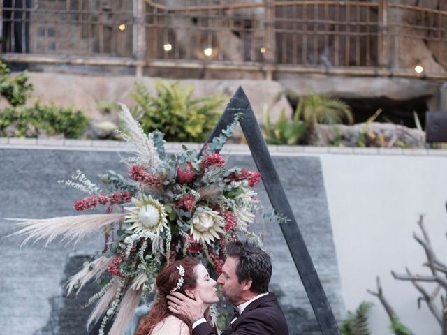 Chris Robosan and Tabatha Wilson &apos;s Wedding in Laguna Beach, California 16