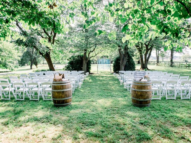 Mike and Sara&apos;s Wedding in Purcellville, Virginia 14