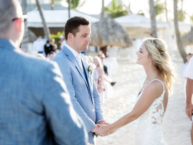 Thomas and Lauren&apos;s Wedding in Punta Cana, Dominican Republic 38