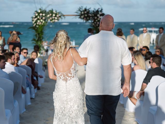 Thomas and Lauren&apos;s Wedding in Punta Cana, Dominican Republic 40