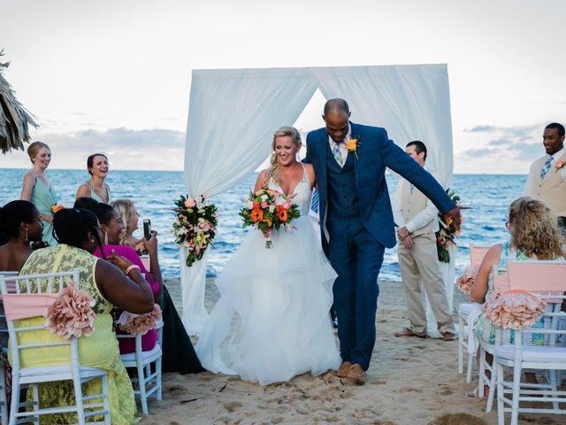 Brittany and Jamaal&apos;s Wedding in Hopkins, Belize 23