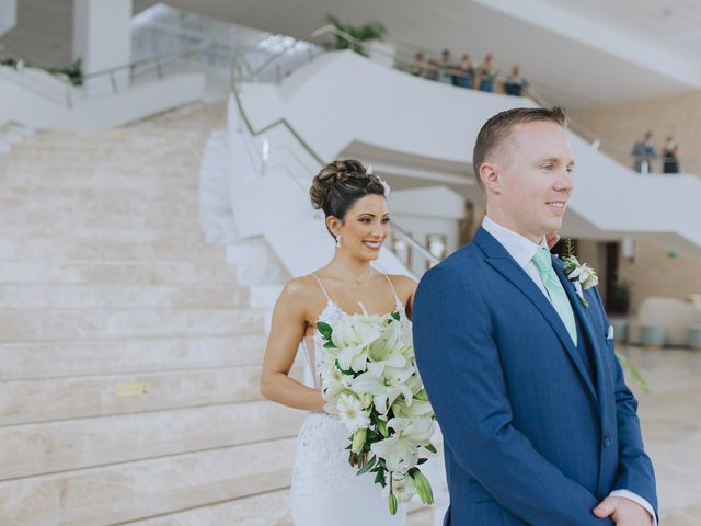 Alexander and Karen&apos;s Wedding in Cancun, Mexico 14