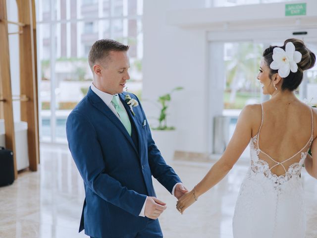 Alexander and Karen&apos;s Wedding in Cancun, Mexico 16