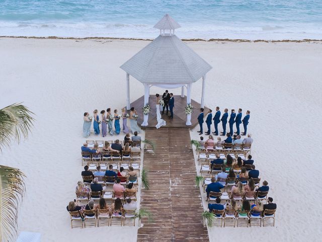 Alexander and Karen&apos;s Wedding in Cancun, Mexico 34
