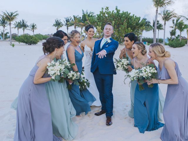 Alexander and Karen&apos;s Wedding in Cancun, Mexico 43