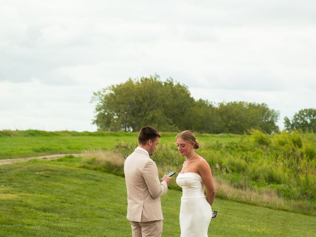 Mason and Melissa's Wedding in Canton, Illinois 11