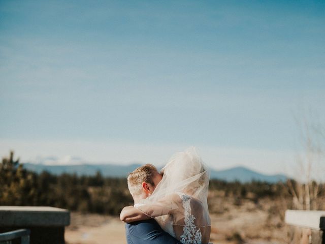 Megan and Ricky&apos;s Wedding in Bend, Oregon 6