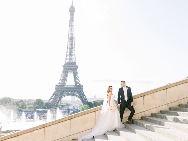 Joshua and Nichole&apos;s Wedding in Paris, France 4