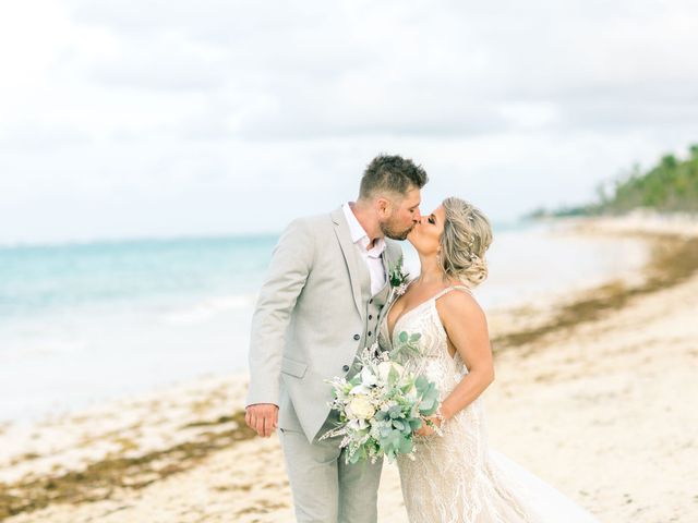 Derek and Ashley&apos;s Wedding in Punta Cana, Dominican Republic 25
