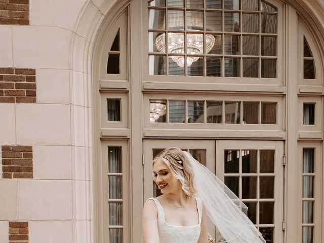 Dylan and Chloe&apos;s Wedding in Houston, Texas 38