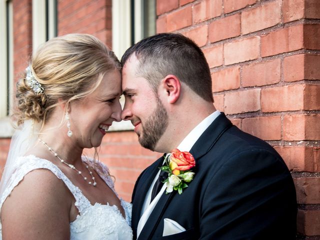 Stacie and David&apos;s Wedding in Green Bay, Wisconsin 19