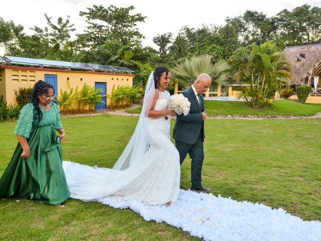 Daniela and Brian&apos;s Wedding in Las Terrenas, Dominican Republic 28