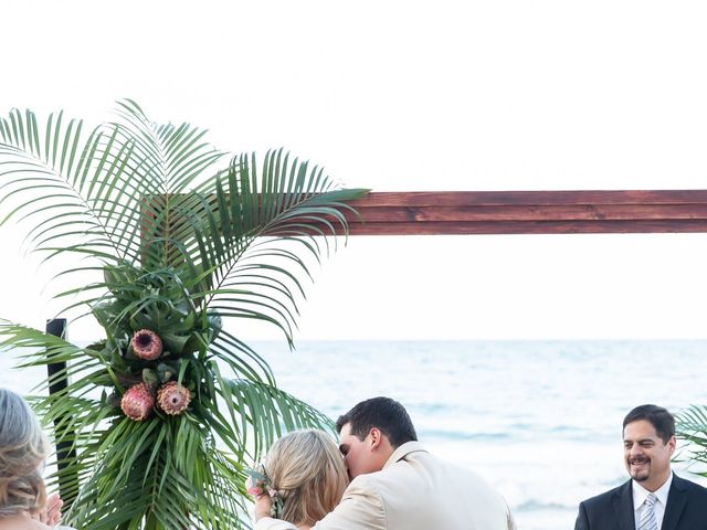 Chris and Taylor&apos;s Wedding in San Juan, Puerto Rico 18