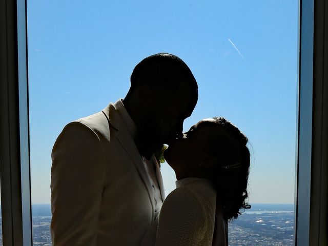 Royce and Lateefah&apos;s Wedding in Philadelphia, Pennsylvania 34