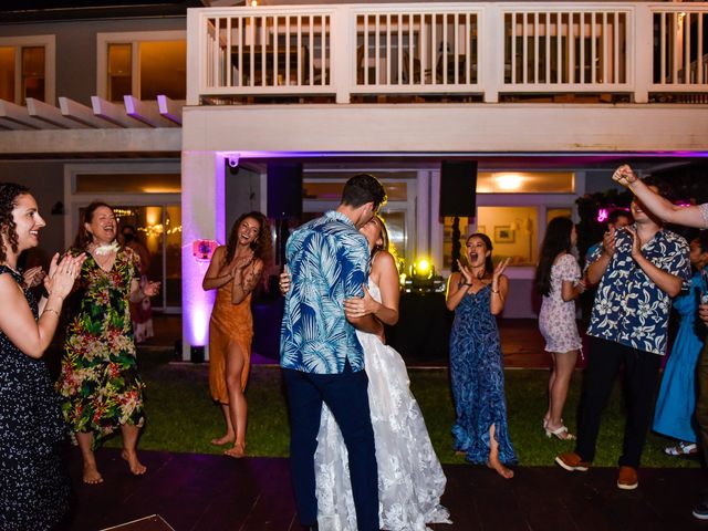 Ashley and Max&apos;s Wedding in Honolulu, Hawaii 3