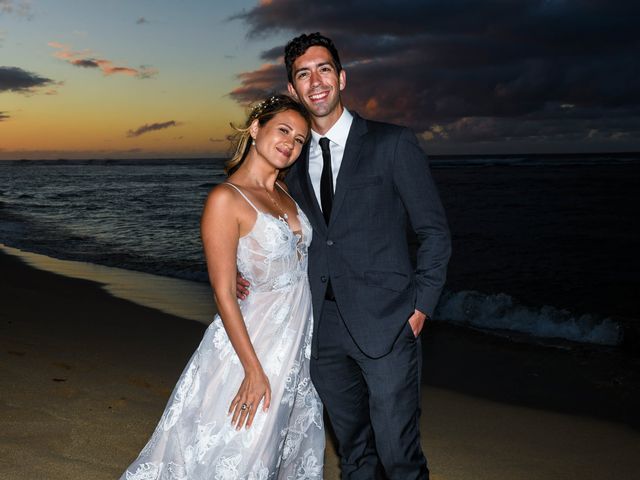 Ashley and Max&apos;s Wedding in Honolulu, Hawaii 11
