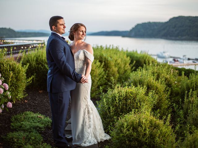 Bobby and Amber's Wedding in Poughkeepsie, New York 5