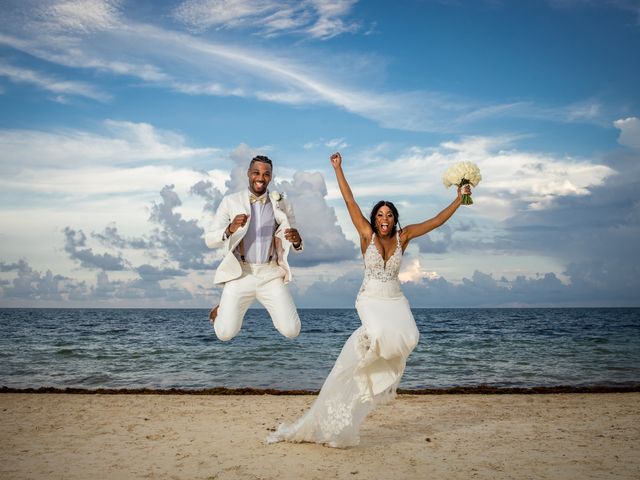 Miles and Sharice&apos;s Wedding in Cancun, Mexico 28