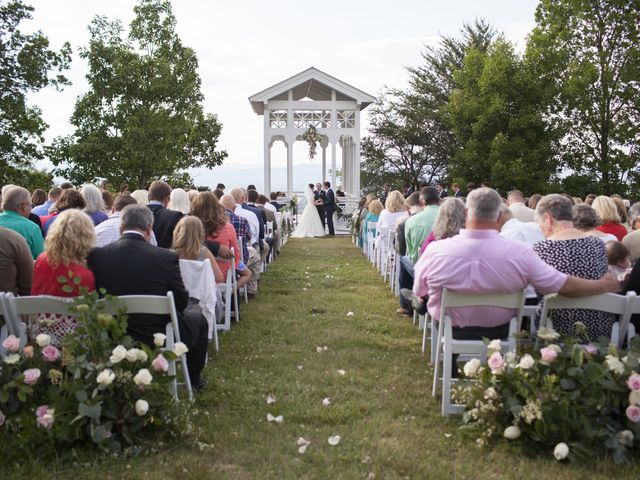 Emma and Clint&apos;s Wedding in Pisgah, Alabama 17