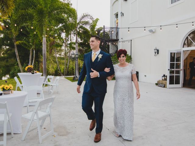 Carlo and Yuselin&apos;s Wedding in Miami, Florida 22