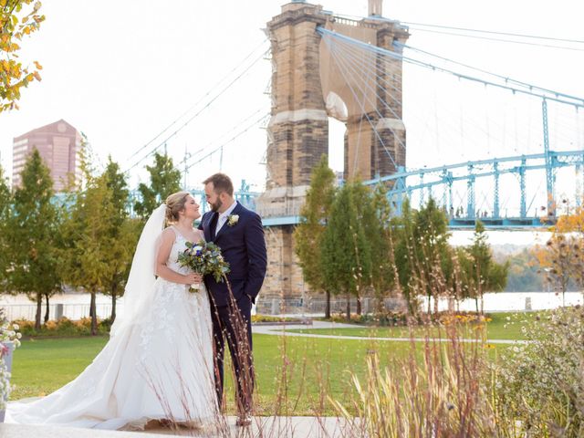 Jason and Hope&apos;s Wedding in Cincinnati, Ohio 29