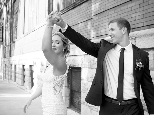 Tucker and Jenna&apos;s Wedding in Cincinnati, Ohio 27