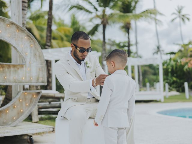 Anthony and Kaylee&apos;s Wedding in Punta Cana, Dominican Republic 19