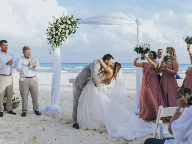 Ryder and Jenna&apos;s Wedding in Cancun, Mexico 38