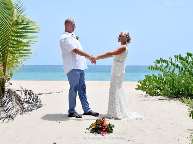 Matt and Vicky&apos;s Wedding in San Juan, Puerto Rico 10