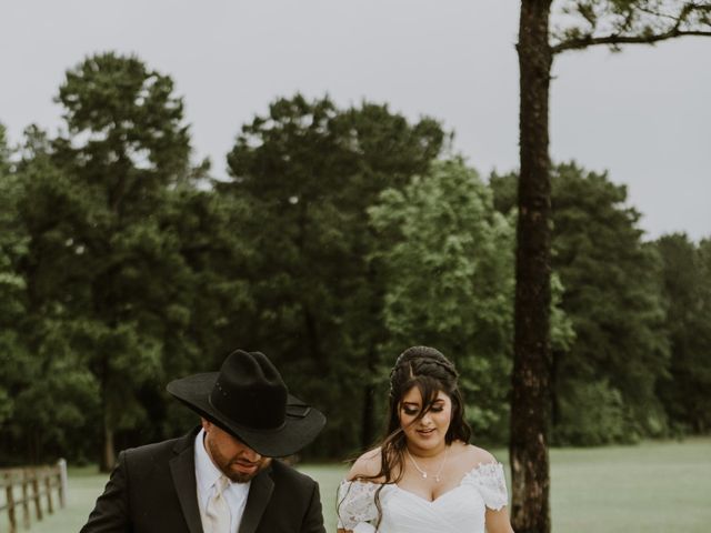 Josue and Jennifer&apos;s Wedding in Crosby, Texas 17