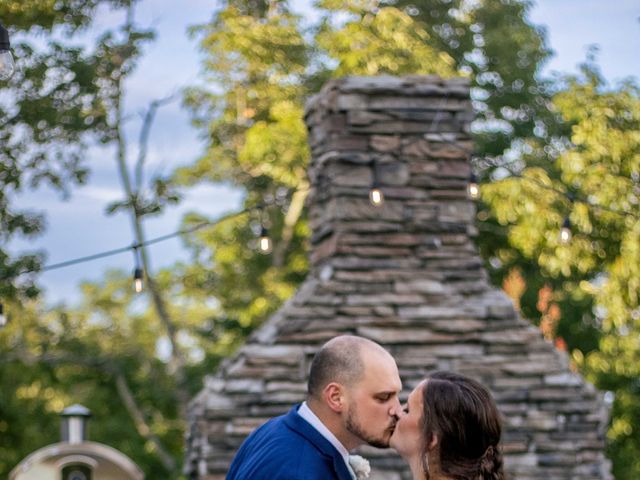 Dylan and Brittany&apos;s Wedding in Sevierville, Tennessee 23