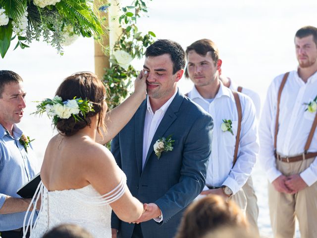Tommy and Lindi&apos;s Wedding in Destin, Florida 14