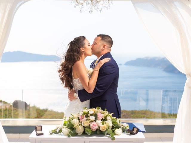 Ian and Jennifer&apos;s Wedding in Santorini, Greece 24