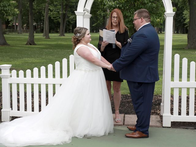 Matt and Shawnee&apos;s Wedding in Toledo, Ohio 13