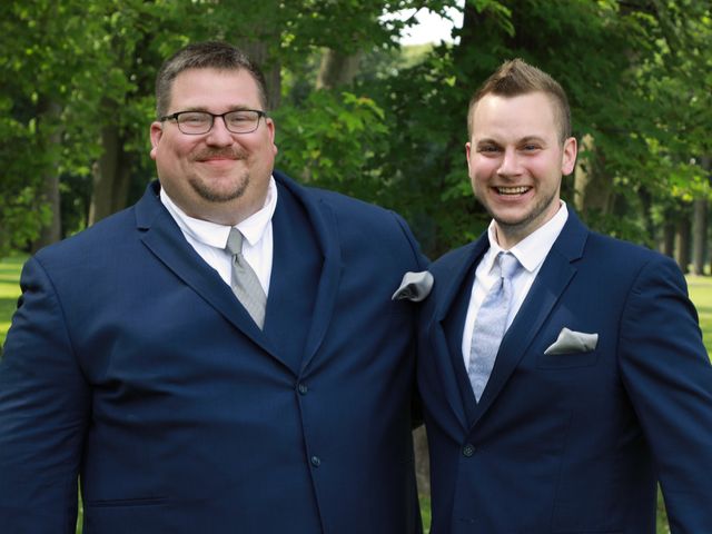 Matt and Shawnee&apos;s Wedding in Toledo, Ohio 24