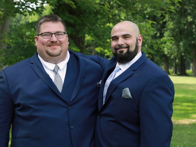Matt and Shawnee&apos;s Wedding in Toledo, Ohio 26