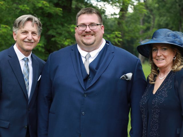 Matt and Shawnee&apos;s Wedding in Toledo, Ohio 42