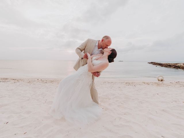 Zachary and Rebecca's Wedding in Oranjestad, Aruba 35