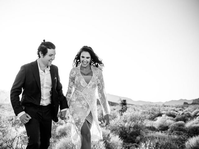 German and Paloma&apos;s Wedding in Las Vegas, Nevada 50