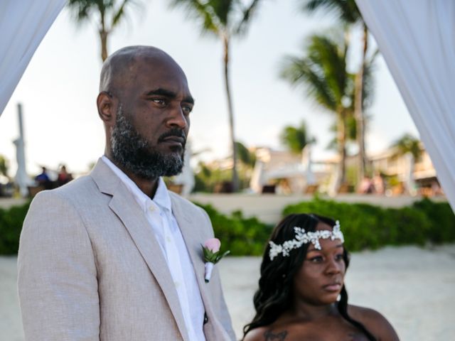 Corey and  Shakiera&apos;s Wedding in Cancun, Mexico 5