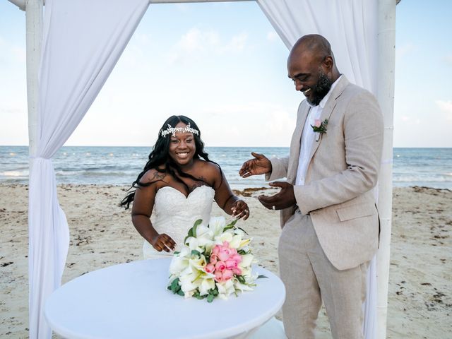 Corey and  Shakiera&apos;s Wedding in Cancun, Mexico 7