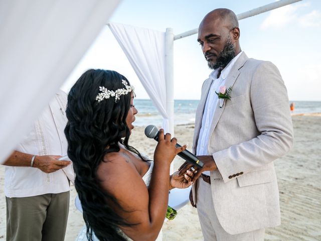 Corey and  Shakiera&apos;s Wedding in Cancun, Mexico 9