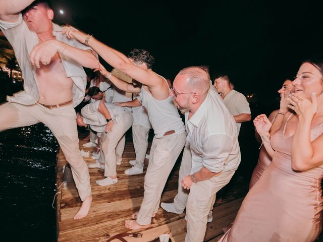 Caroline and Anthony's Wedding in Noord, Aruba 17