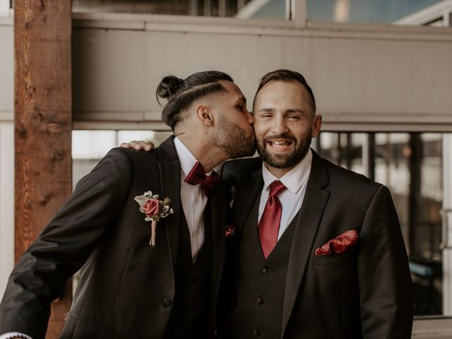 Javier Figueroa and Jomayra&apos;s Wedding in Niagara Falls, New York 28