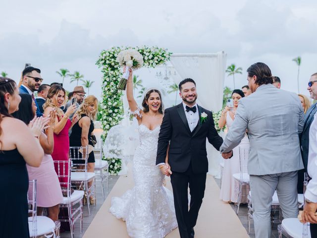 Osvaldo and Jennifer&apos;s Wedding in Punta Cana, Dominican Republic 45