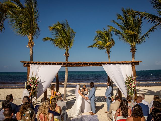 Alex and Kate&apos;s Wedding in Cancun, Mexico 25